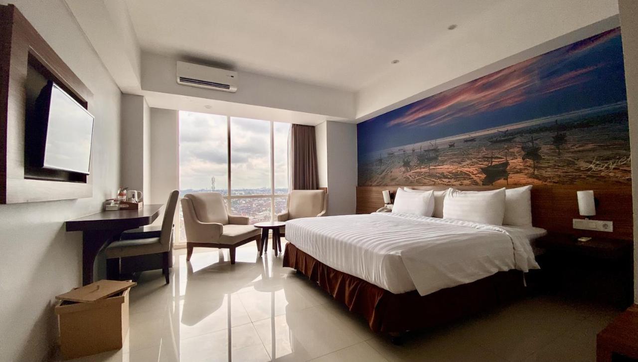 Ascent Premiere Hotel And Convention Malang Exterior photo